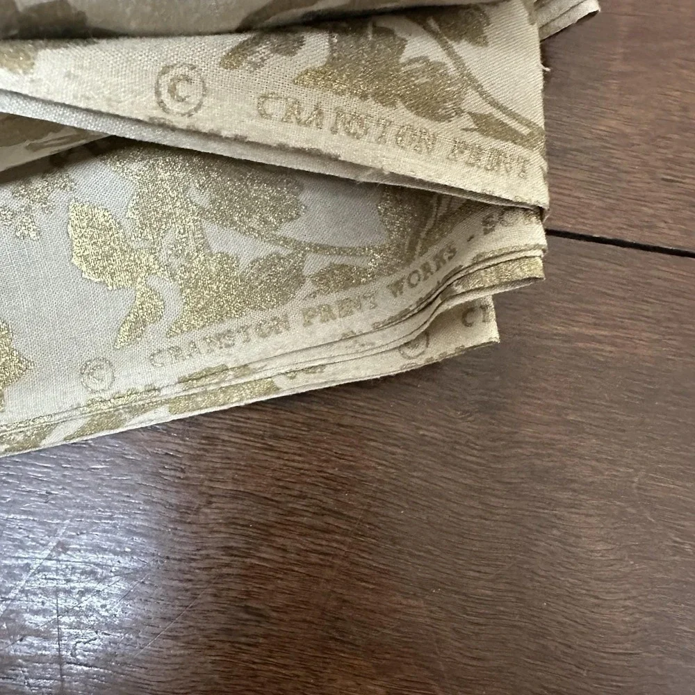 Vtg MCM Retro Gold Metallic Floral Rose Craft Upholstery Fabric 6 Yards NEW